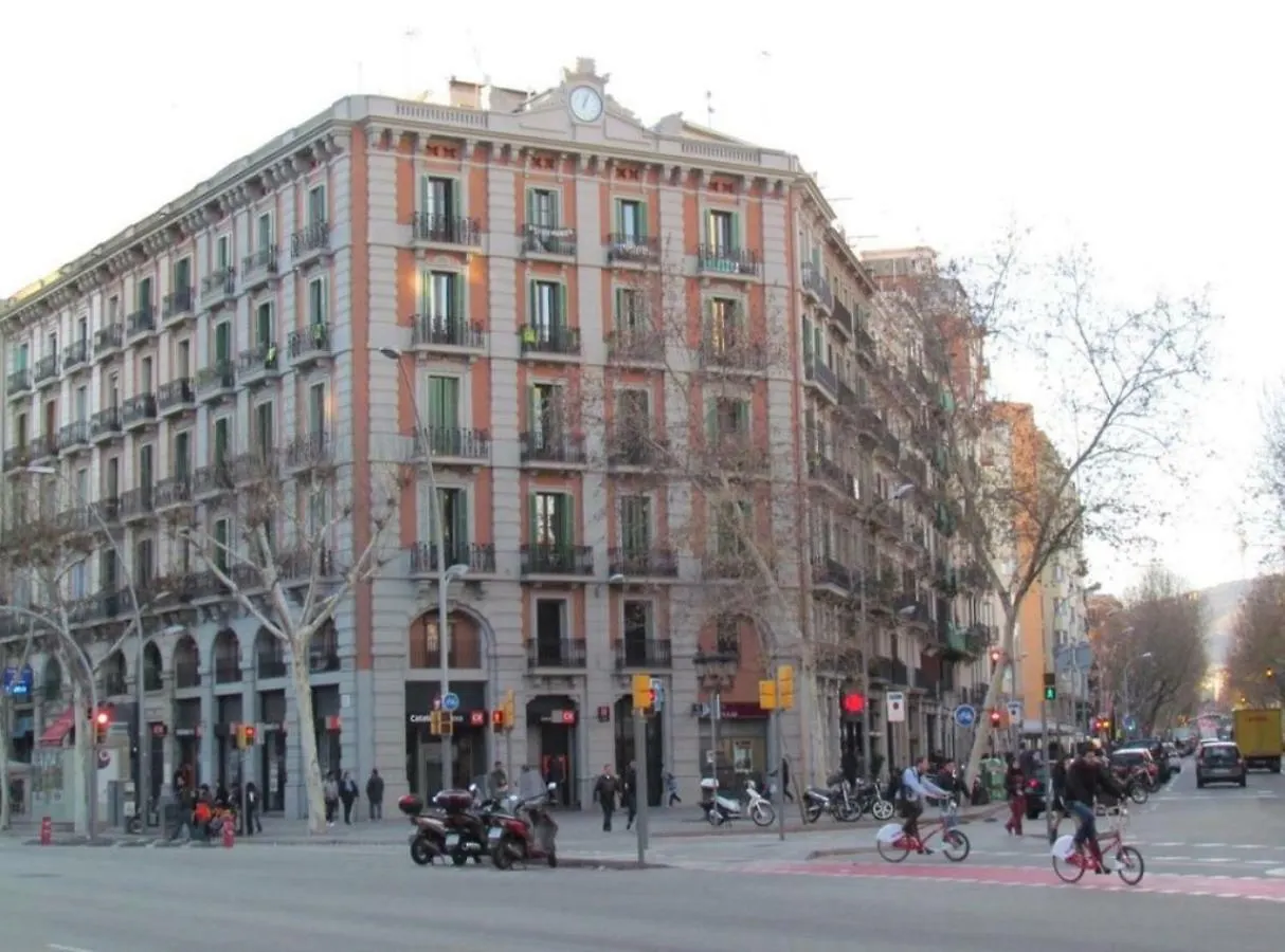 Sant Antoni Lovely Apartment برشلونة
